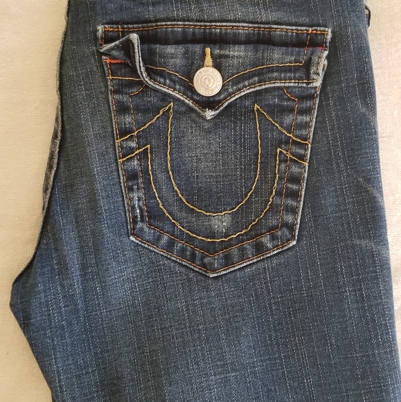 True Religion - Picture 3 of 4